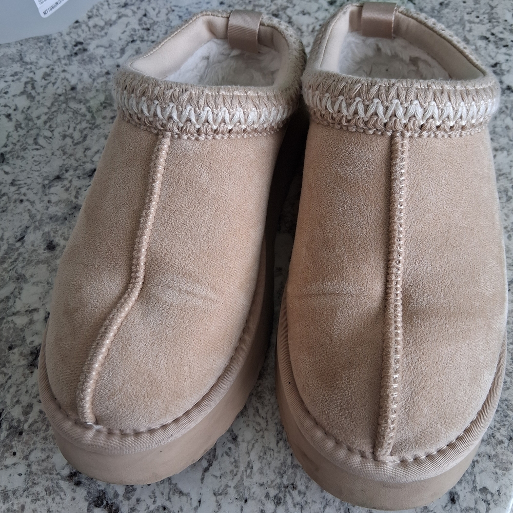 Altar'd State Tan Slippers Size 9